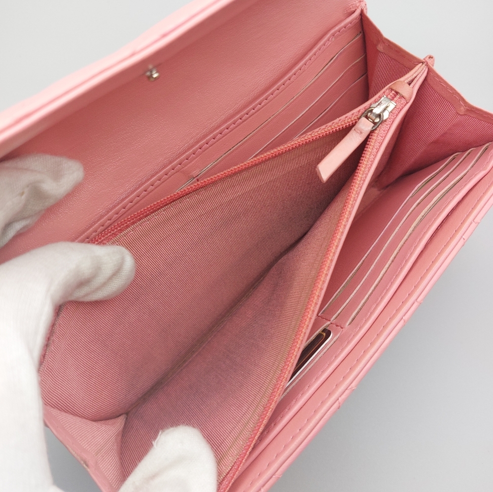 CHANEL Authentic Quilted Leather Pink Long Wallet/Clutch - Picture 6 of 17